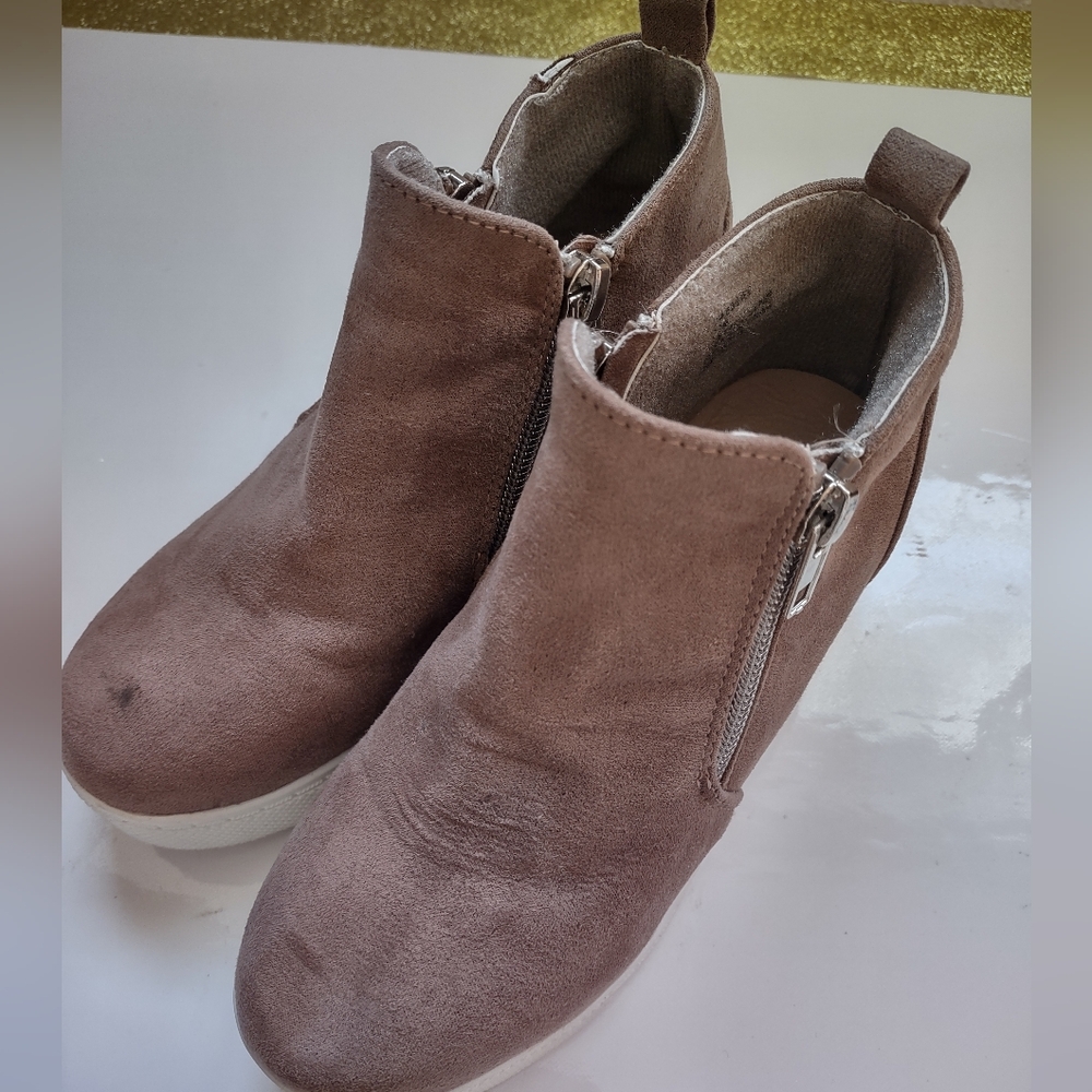 Steve Madden girl's heel boots size 13us